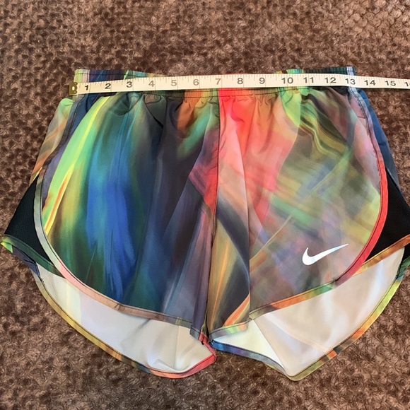 Nike running shorts - Picture 6 of 7